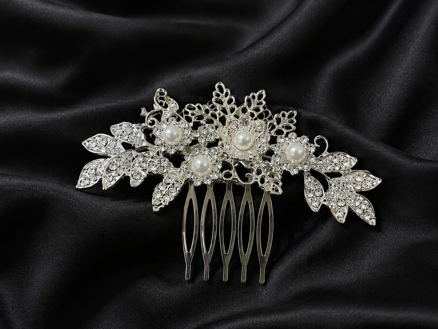 Luxury Crystal Floral Hair Comb Clip – Elegant Bridal & Party Hair Accessory