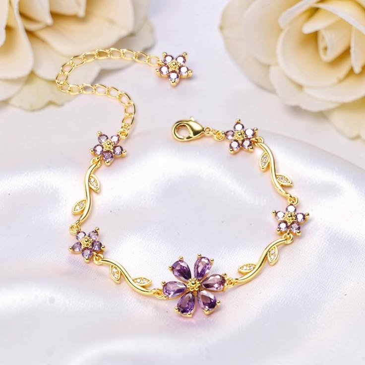 Purple flower bracelet (pinterest inspired)